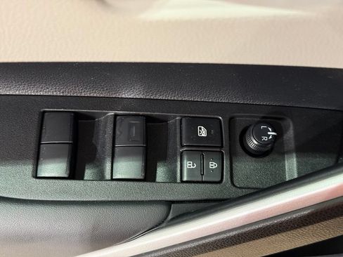 Certified 2026 Toyota Corolla Cross L AWD/4WD image 16