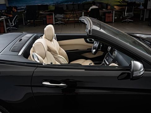 Used 2017 Mercedes-Benz SL 450 image 33