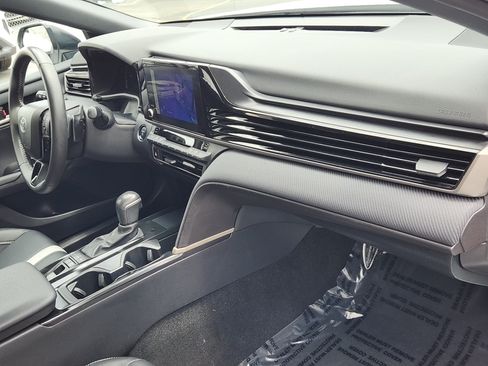 Certified 2025 Toyota Camry SE FWD image 29