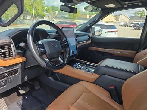 Used 2023 Ford Expedition Max Platinum image 19