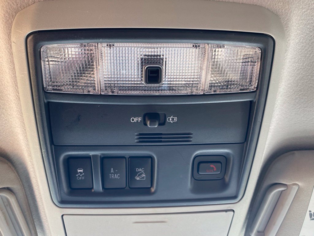 Used 2021 Toyota 4Runner SR5 AWD/4WD image 22