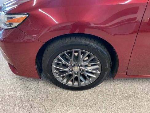 Used 2018 Lexus ES 350 w/ Premier Package FWD image 11