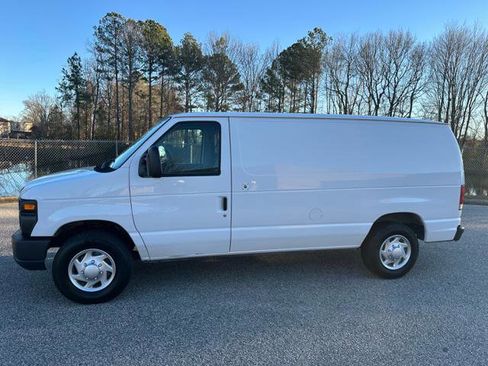 Used 2014 Ford E-150 and Econoline 150 image 8