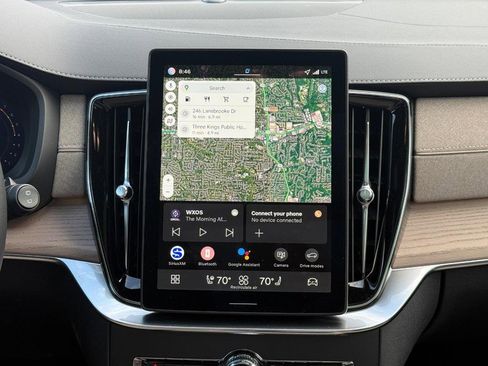 New 2026 Volvo XC90 B5 Plus image 9