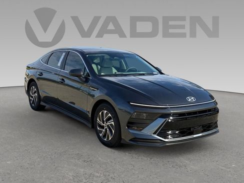 New 2026 Hyundai Sonata Blue FWD image 1
