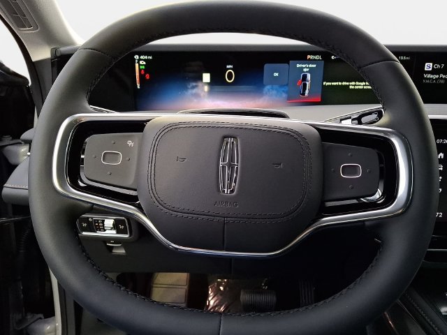 New 2026 Lincoln Nautilus Premier AWD/4WD image 18