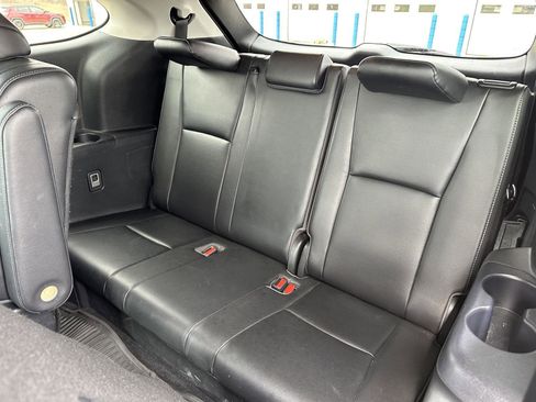 Used 2020 Toyota Highlander Platinum image 13