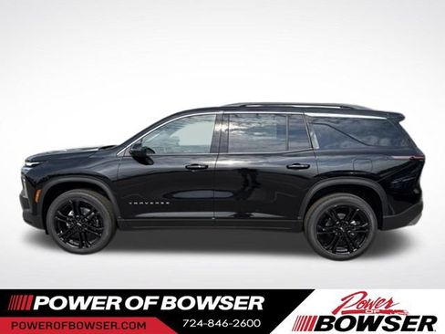 New 2026 Chevrolet Traverse LT w/ Driver Confidence Package AWD/4WD image 2