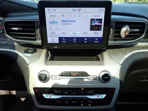 Used 2023 Ford Explorer Timberline w/ Timberline Technology Package AWD/4WD image 15