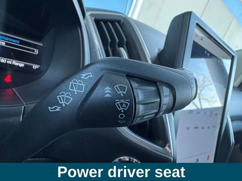 Used 2024 Ford Edge Titanium image 14