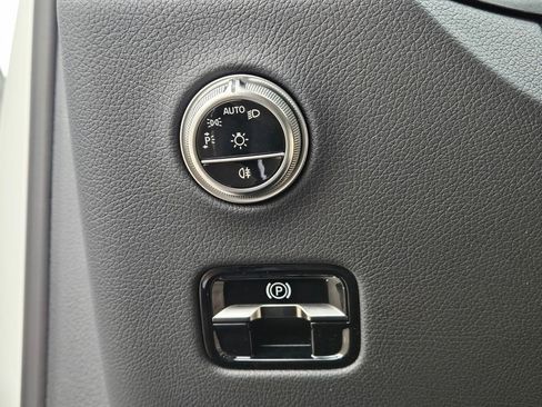 New 2026 Mercedes-Benz GLC 300 4MATIC image 21