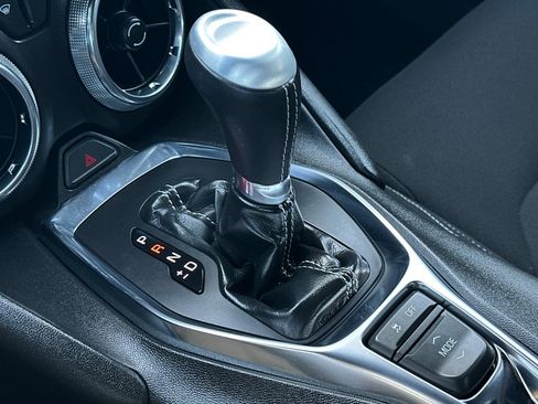 Used 2023 Chevrolet Camaro LT w/ Technology Package image 19