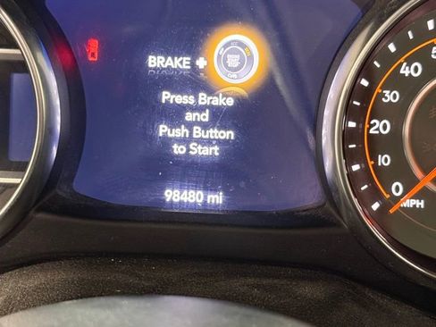 Used 2020 Jeep Gladiator Overland image 12