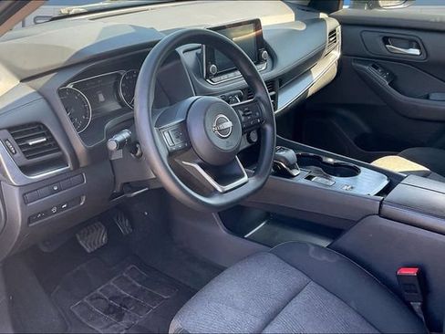 Used 2024 Nissan Rogue SV FWD image 16
