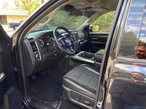 Used 2017 RAM 1500 Sport w/ Black Ram 1500 Sport Group image 14