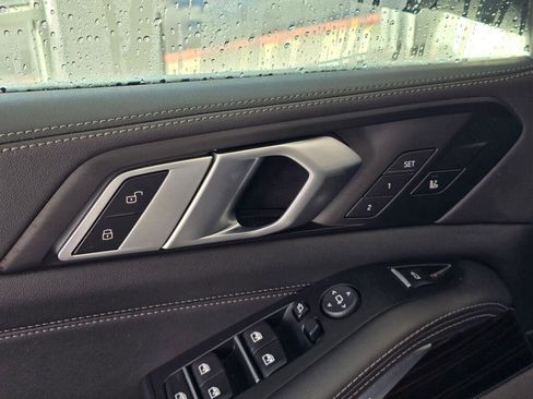 Used 2025 BMW X5 xDrive50e image 20