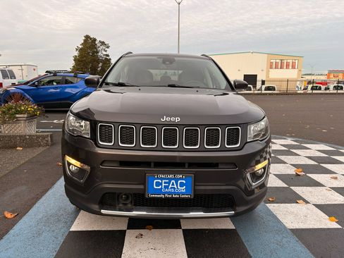 Used 2021 Jeep Compass Limited w/ Sun and Sound Group image 8