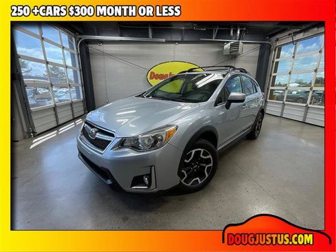 Used 2017 Subaru Crosstrek 2.0i Premium w/ Moonroof Package image 1