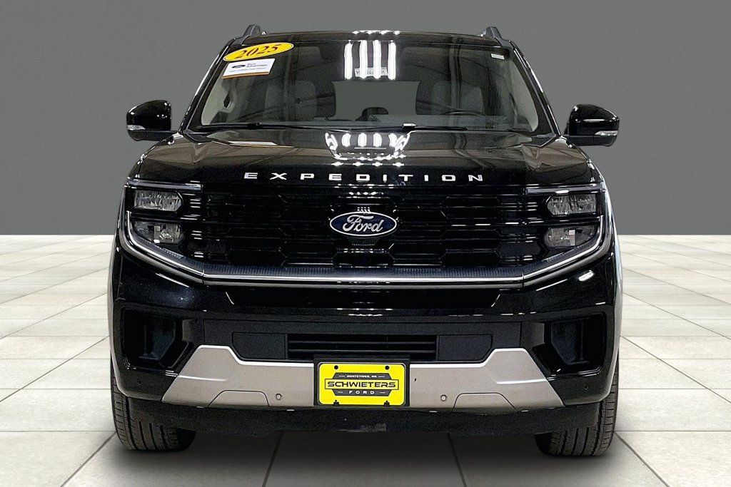 Certified 2025 Ford Expedition Max Platinum w/ Driver's Package AWD/4WD image 3