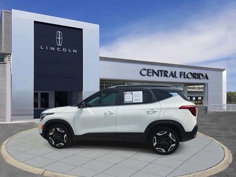 Used 2024 Kia Seltos SX AWD/4WD image 7