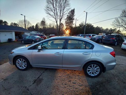 Used 2012 Honda Civic EX-L image 3