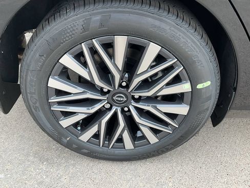 New 2026 Nissan Altima 2.5 SV FWD image 7
