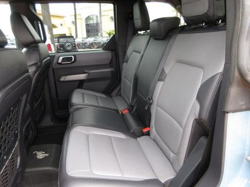 Used 2022 Ford Bronco Everglades AWD/4WD image 26