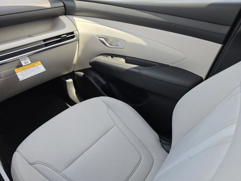 New 2026 Hyundai Tucson SEL FWD image 23