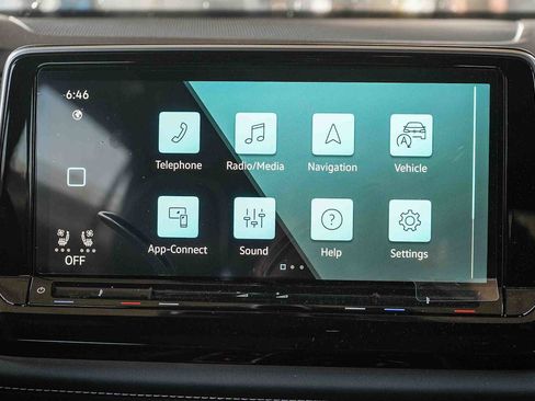 New 2026 Volkswagen Atlas Cross Sport SEL Premium R-Line AWD/4WD image 16