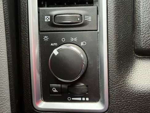 Used 2024 RAM 1500 Classic SLT image 26