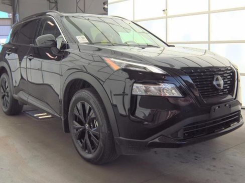 Certified 2023 Nissan Rogue SV w/ SV Premium B Package image 2