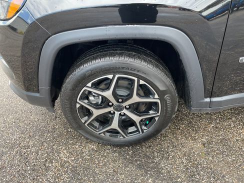 New 2026 Jeep Compass Limited AWD/4WD image 31