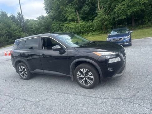 Used 2023 Nissan Rogue SV AWD/4WD image 6