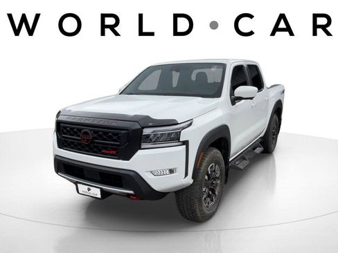 Used 2024 Nissan Frontier PRO-4X w/ Pro Convenience Package image 7