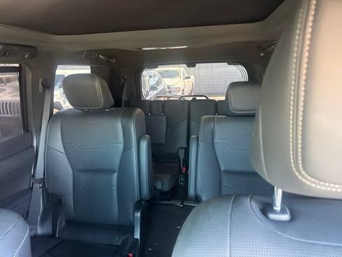 Used 2025 Lexus GX 550 w/ Accessory Package (Z1) AWD/4WD image 11