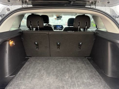 Used 2025 Chevrolet Trax LS image 13