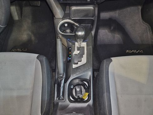 Used 2018 Toyota RAV4 Adventure AWD/4WD image 39