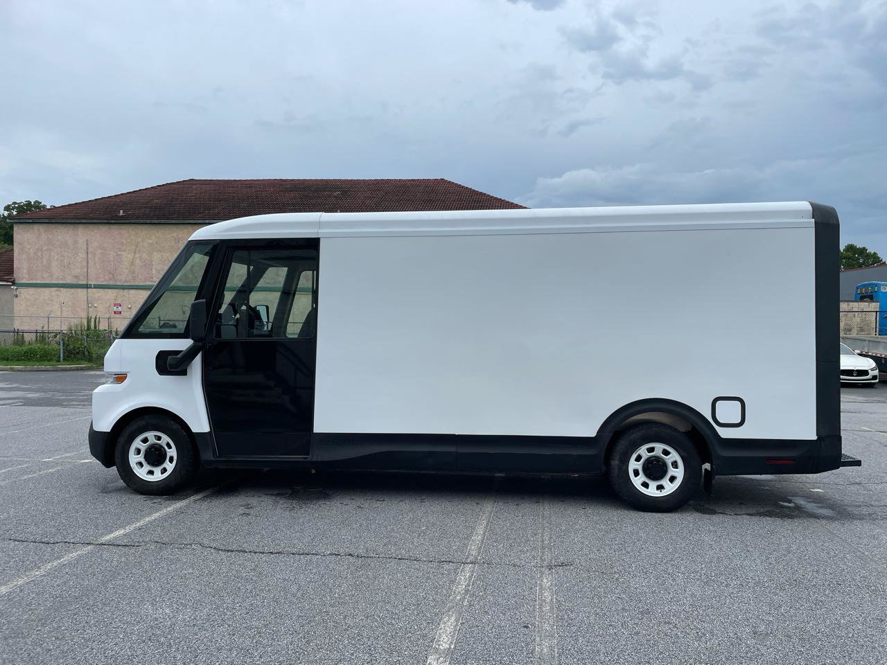 Used 2024 Chevrolet Brightdrop 600 w/ Commercial Equipment Package AWD/4WD image 10