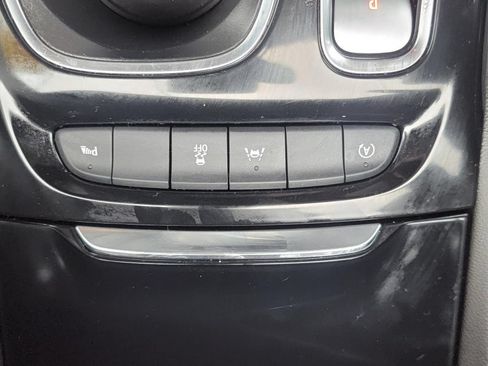 Used 2023 Buick Envision Essence FWD image 29