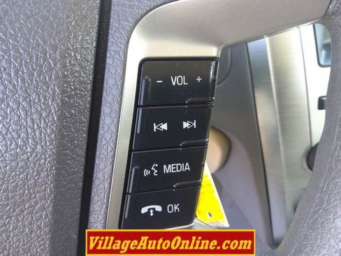 Used 2012 Ford Fusion SE FWD image 23
