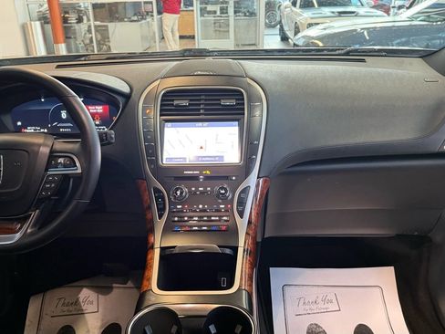 Used 2020 Lincoln Nautilus Reserve w/ Cargo Utility Package image 16