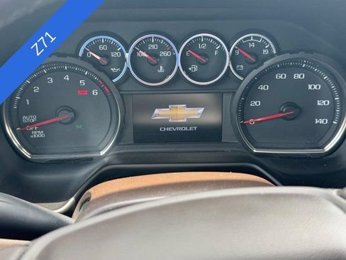Used 2021 Chevrolet Tahoe Z71 w/ Z71 Signature Package AWD/4WD image 22