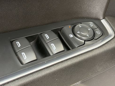 Used 2023 GMC Sierra 1500 SLE AWD/4WD image 12