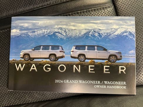 Used 2024 Jeep Wagoneer Series II w/ Flexible Seating Group RWD image 38