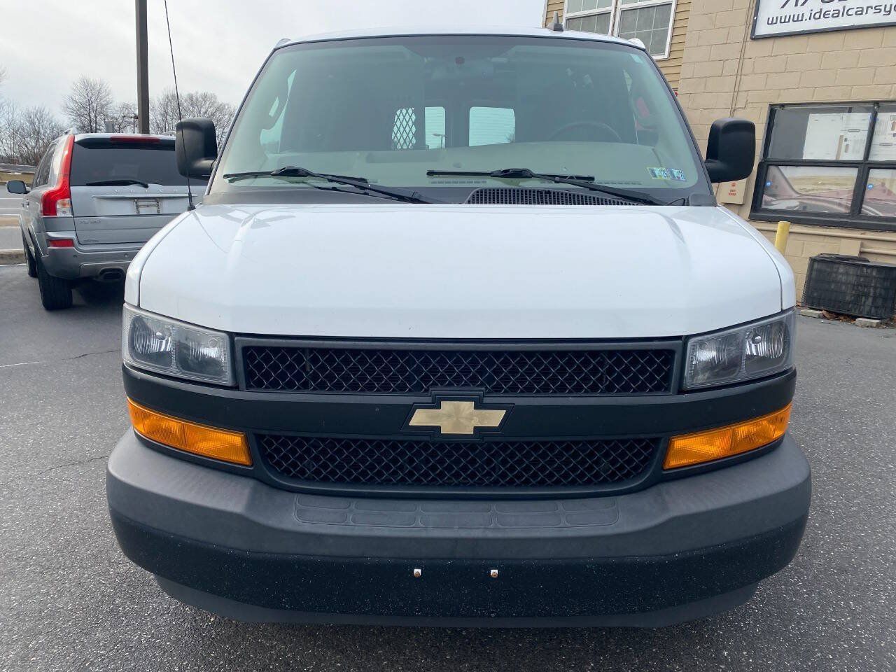 Used 2019 Chevrolet Express 2500 w/ Driver Convenience Package RWD image 8