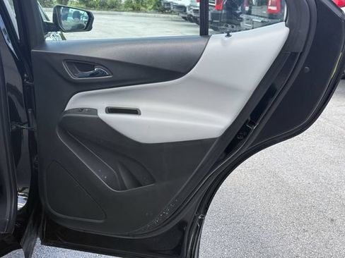 Used 2023 Chevrolet Equinox LS w/ Driver Confidence II Package FWD image 34