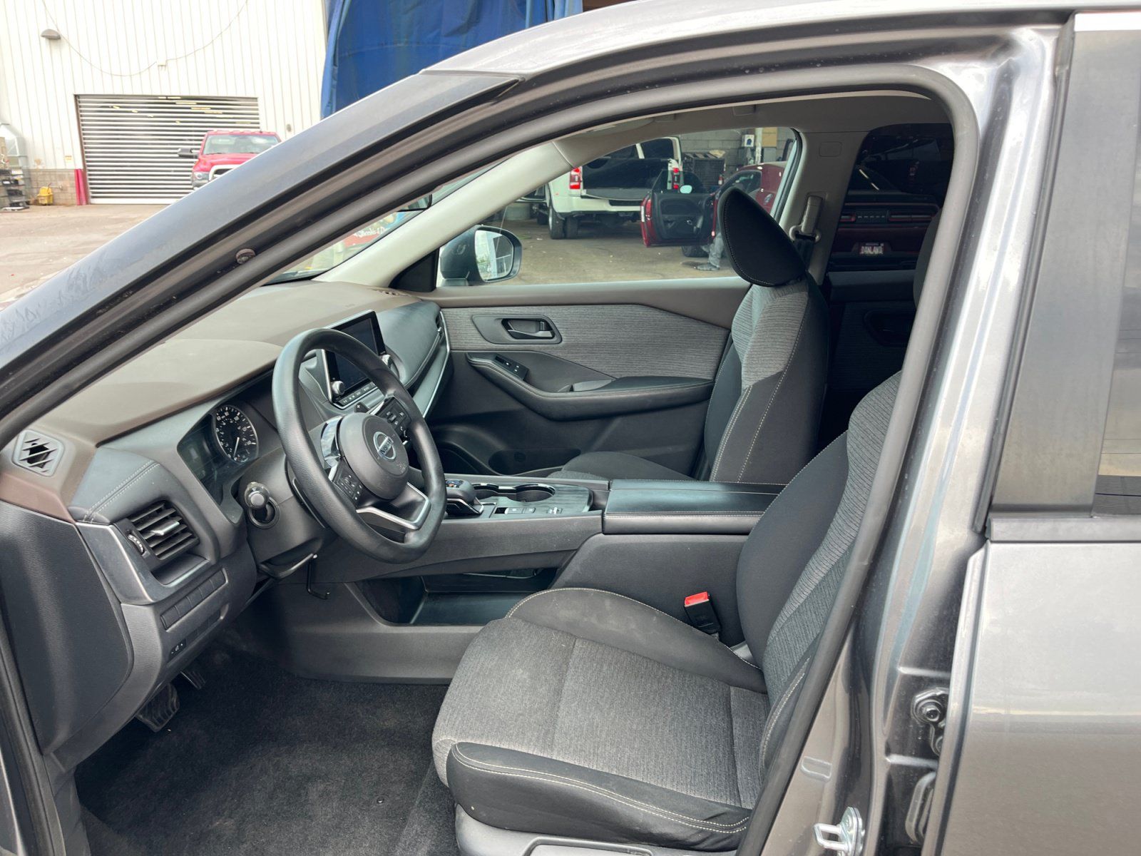 Used 2021 Nissan Rogue S FWD image 14