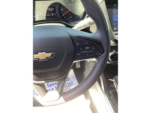 Used 2023 Chevrolet TrailBlazer LT w/ Convenience Package AWD/4WD image 37