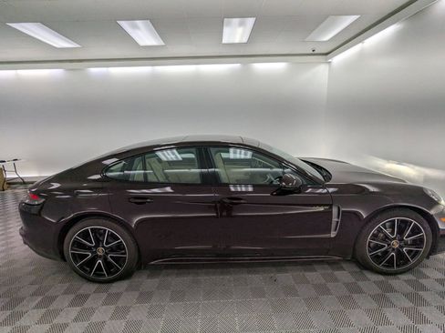 Used 2023 Porsche Panamera 4 image 5