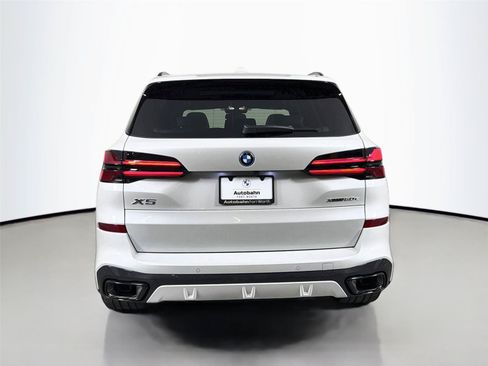 New 2026 BMW X5 xDrive50e w/ M Sport Package AWD/4WD image 6